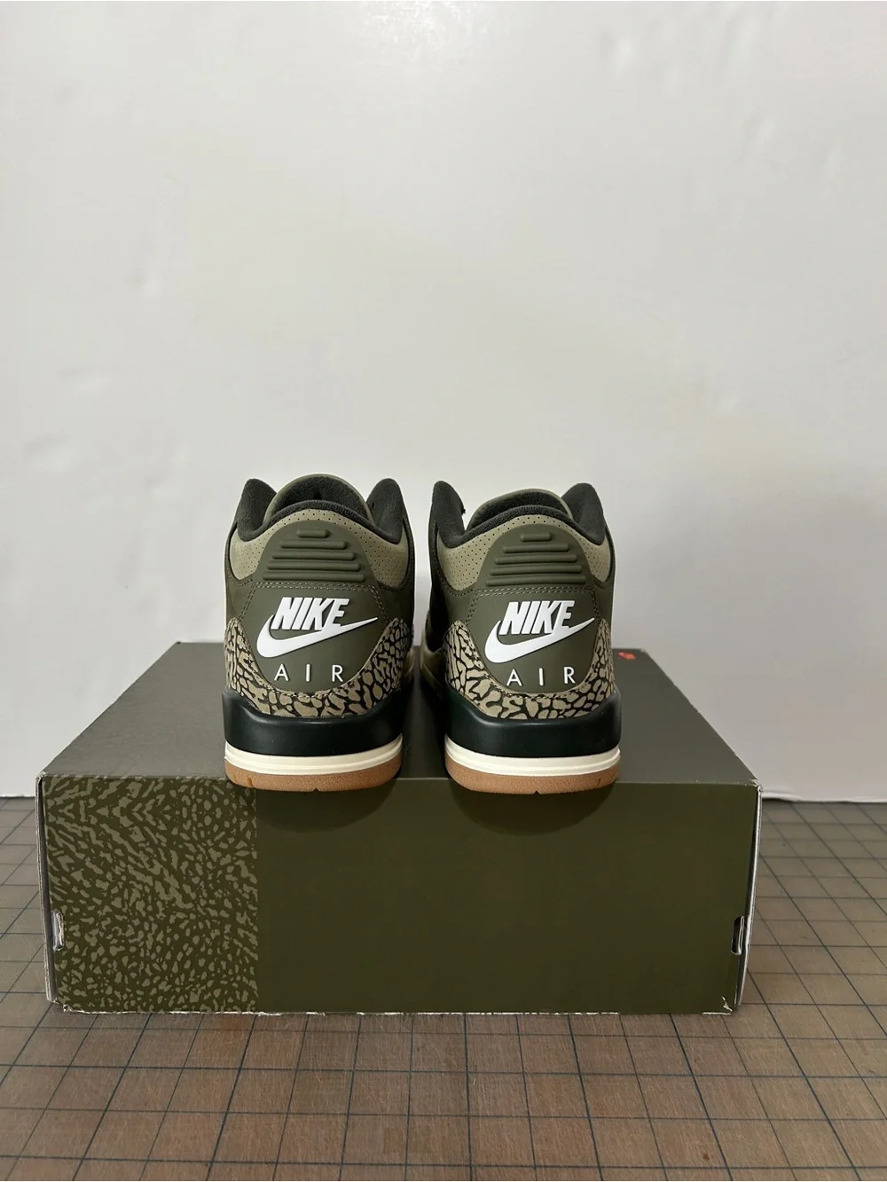 Jordan 3 Retro ‘Family Affair’